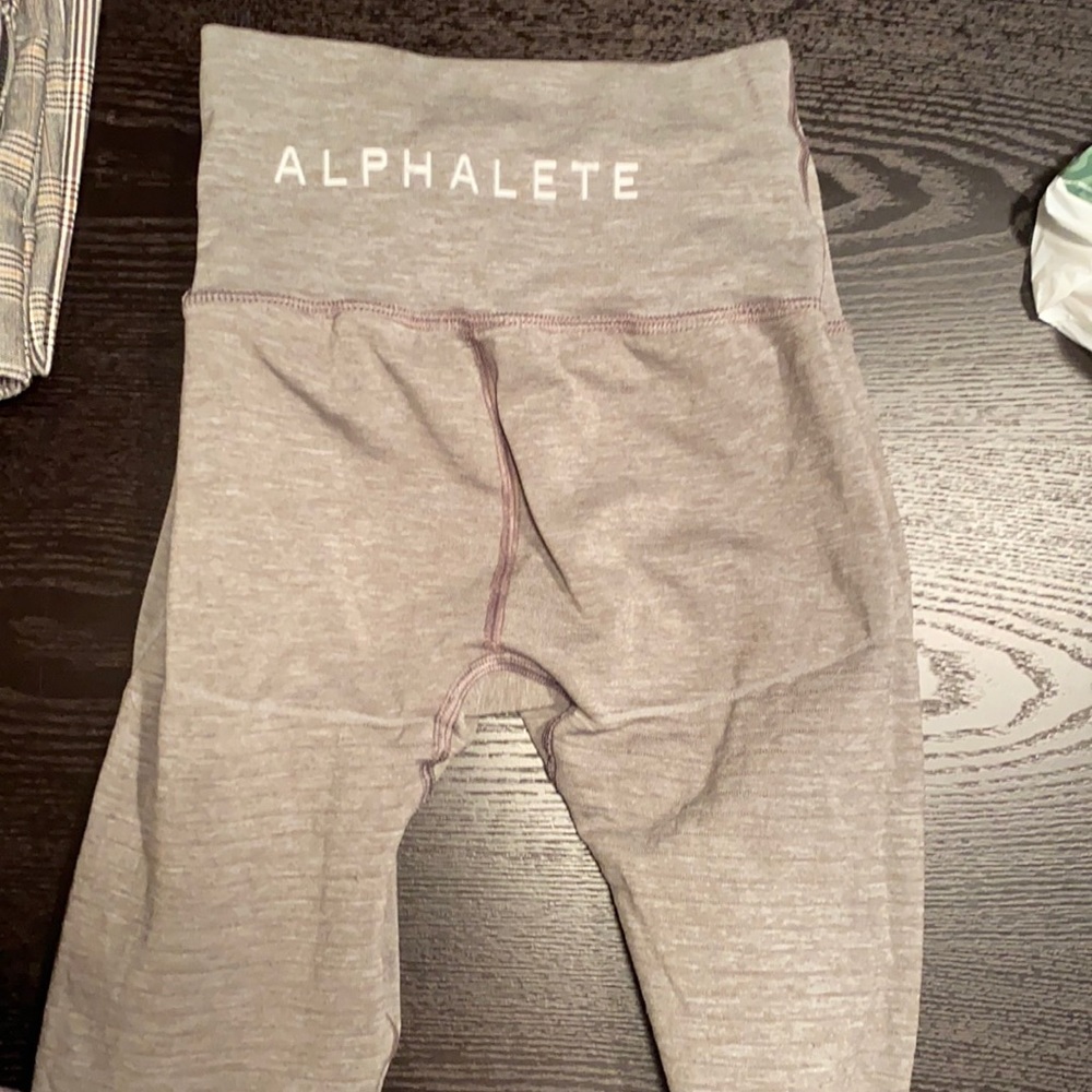 Alphalete leggings